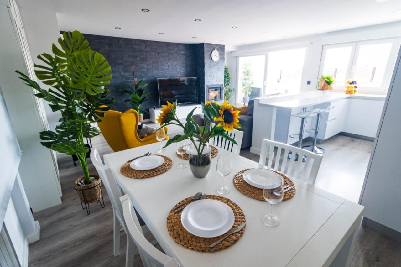 Апартаменти Lujoso Atico Entre 2 Playas Con Garaje, Terraza, Vistas Y Wifi Хіхон Екстер'єр фото