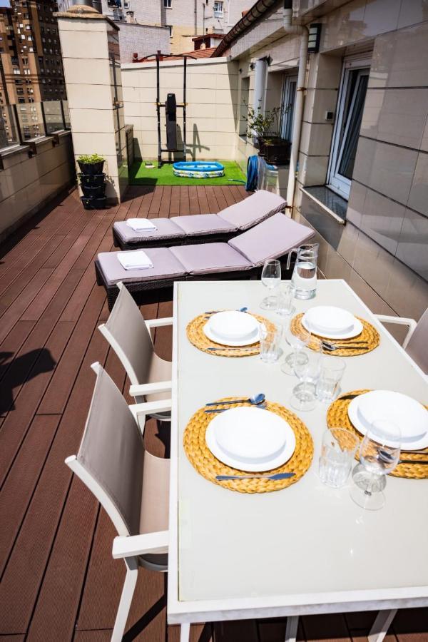 Апартаменти Lujoso Atico Entre 2 Playas Con Garaje, Terraza, Vistas Y Wifi Хіхон Екстер'єр фото